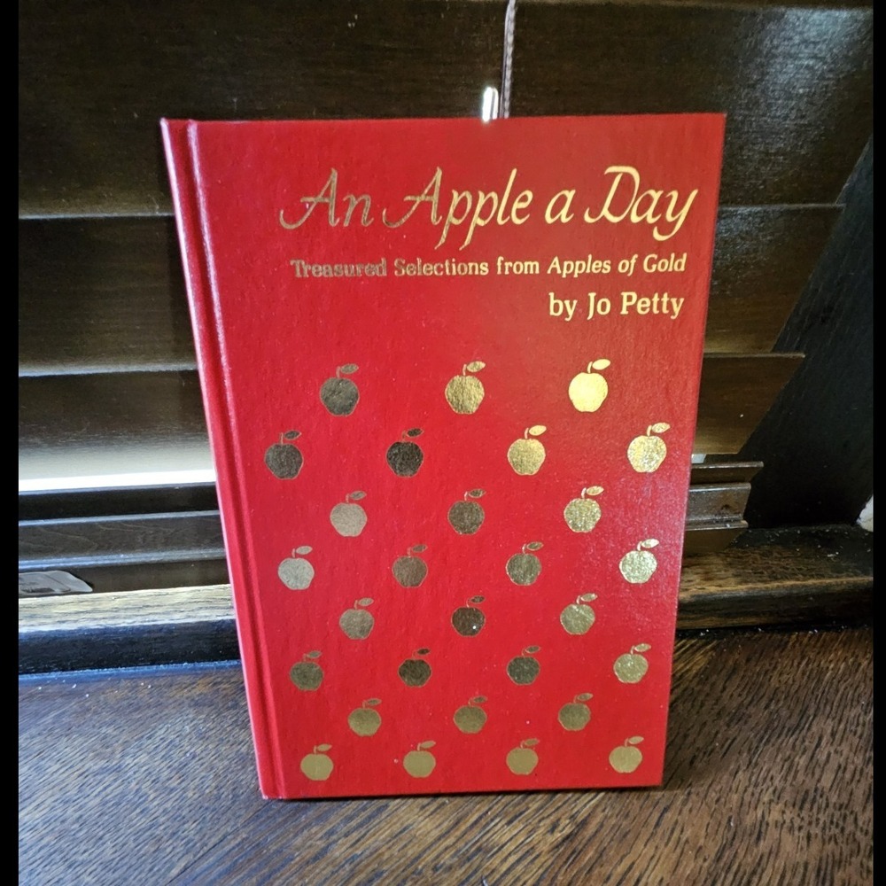 C. R. Gibson An Apple a Day (Apples‎ of Gold) Jo Petty Hardcover Inspirational